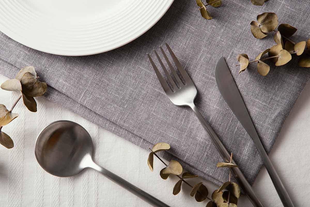 como-colocar-cubiertos-mesa como-colocar-cubiertos-mesa